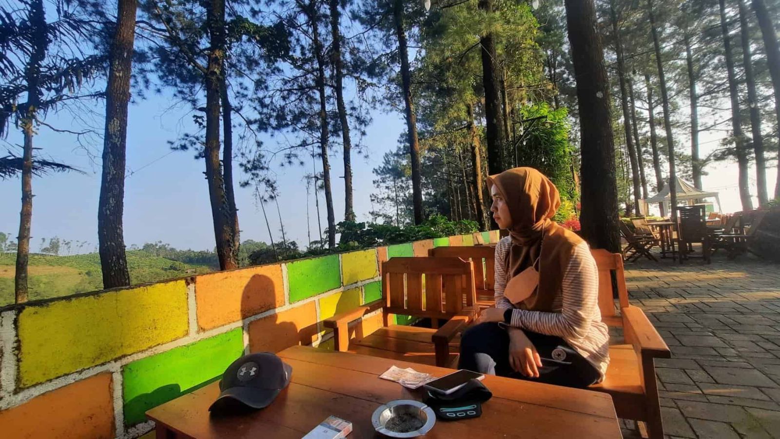 Jagongan Ngopi Ngeneh: Santai di Tengah Alam Cilacap yang Memukau